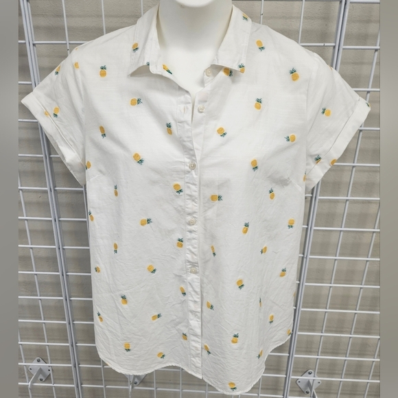 UNTUCKit Hers Pineapple Short Sleeve - Picture 3 of 6